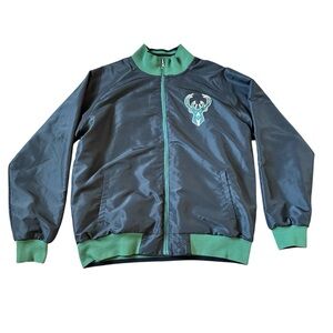 NBA Men’s Milwaukee Bucks Lightweight Black and Green Bomber Jacket Size XL